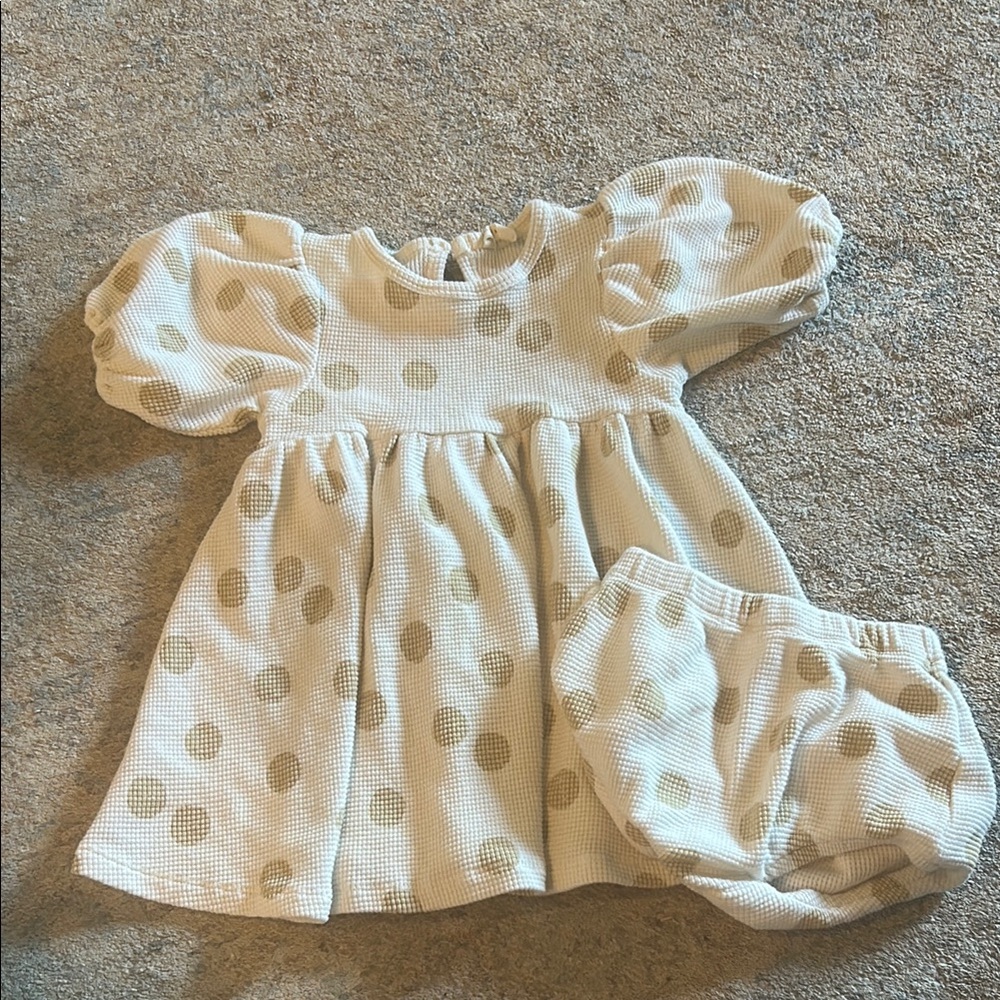 Quincy Mae Adorable Polka Dot Baby Dress and Bloomers